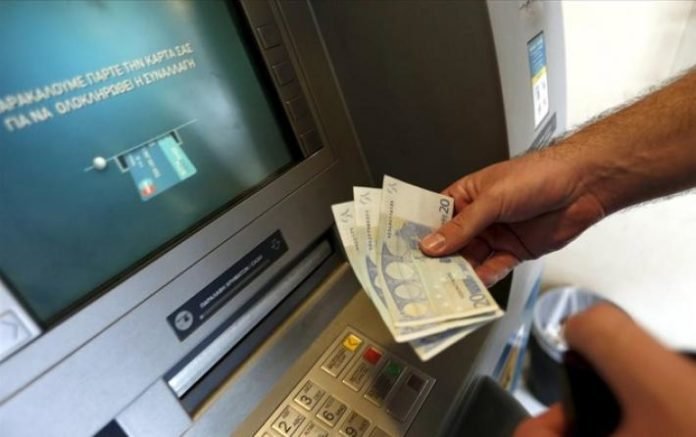 atm-trapezes-capital-controls_0