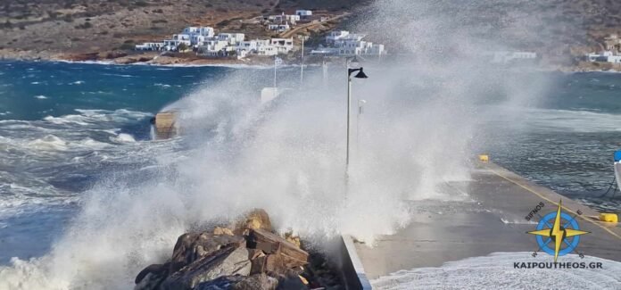 SIFNOS PORT1