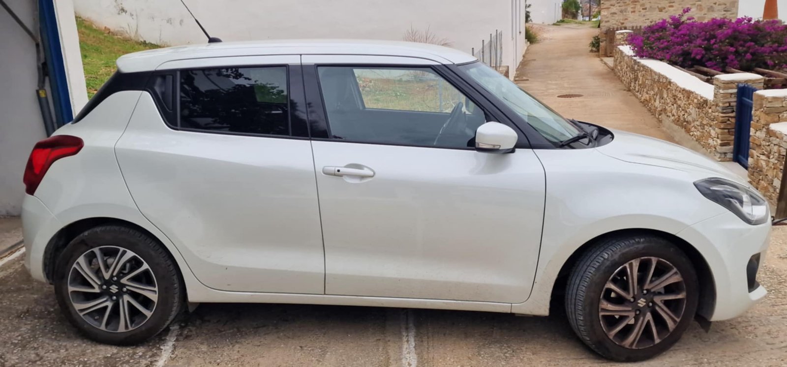 Πωλείται suzuki swift μοντέλο 2023 σε άριστη κατάσταση