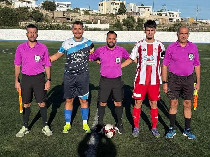 Ευχαριστήρια Πανσιφναϊκού μετά τον αγώνα με τον Πανσιφναϊκό στην Μήλο