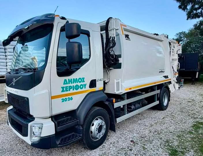 Νέο απορριμματοφόρο, αξίας 210.000€ στον Δήμο Σερίφου