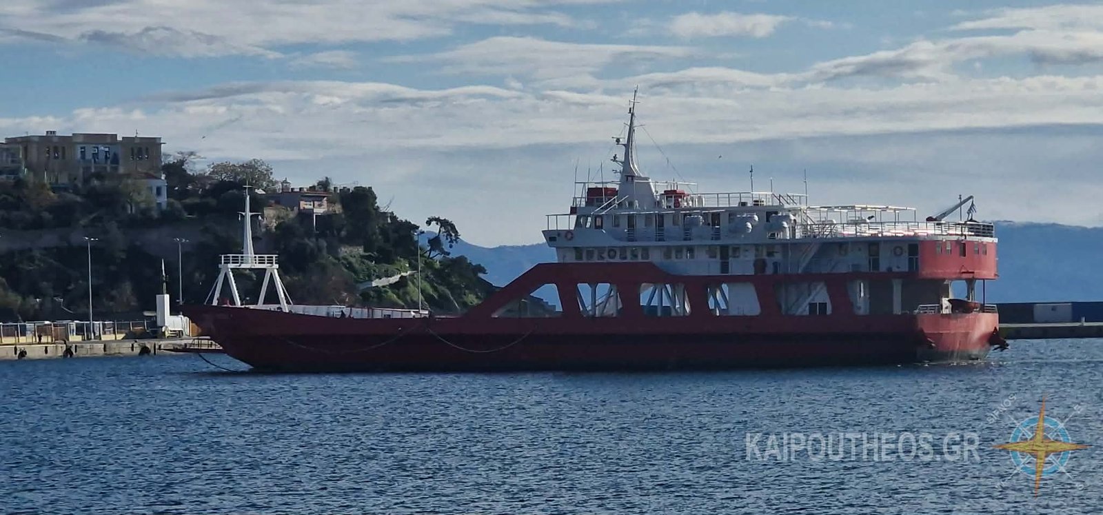 Το «ΠΑΝΑΓΙΑ ΘΑΣΟΥ»στο λιμάνι της Καβάλας.Βίντεο