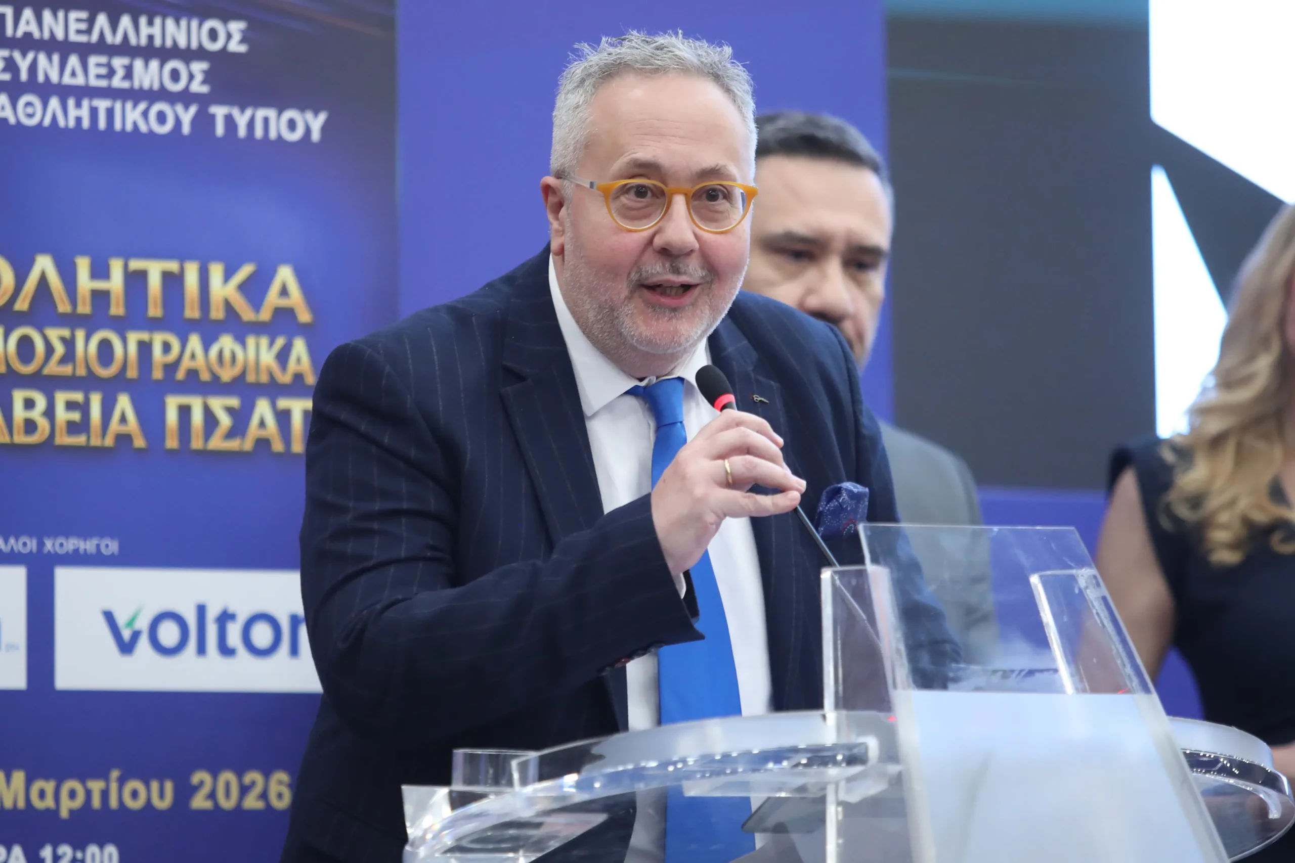 Ιδιαίτερη τιμή για τον συμπατριώτη μας δημοσιογράφο Γιάννη Κορακή, η βράβευση από τον ΠΣΑΤ