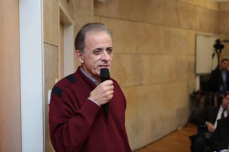 Γιάννης Βλασερός: Άμεση στελέχωση και Κέντρο Υγείας για την Σίφνο