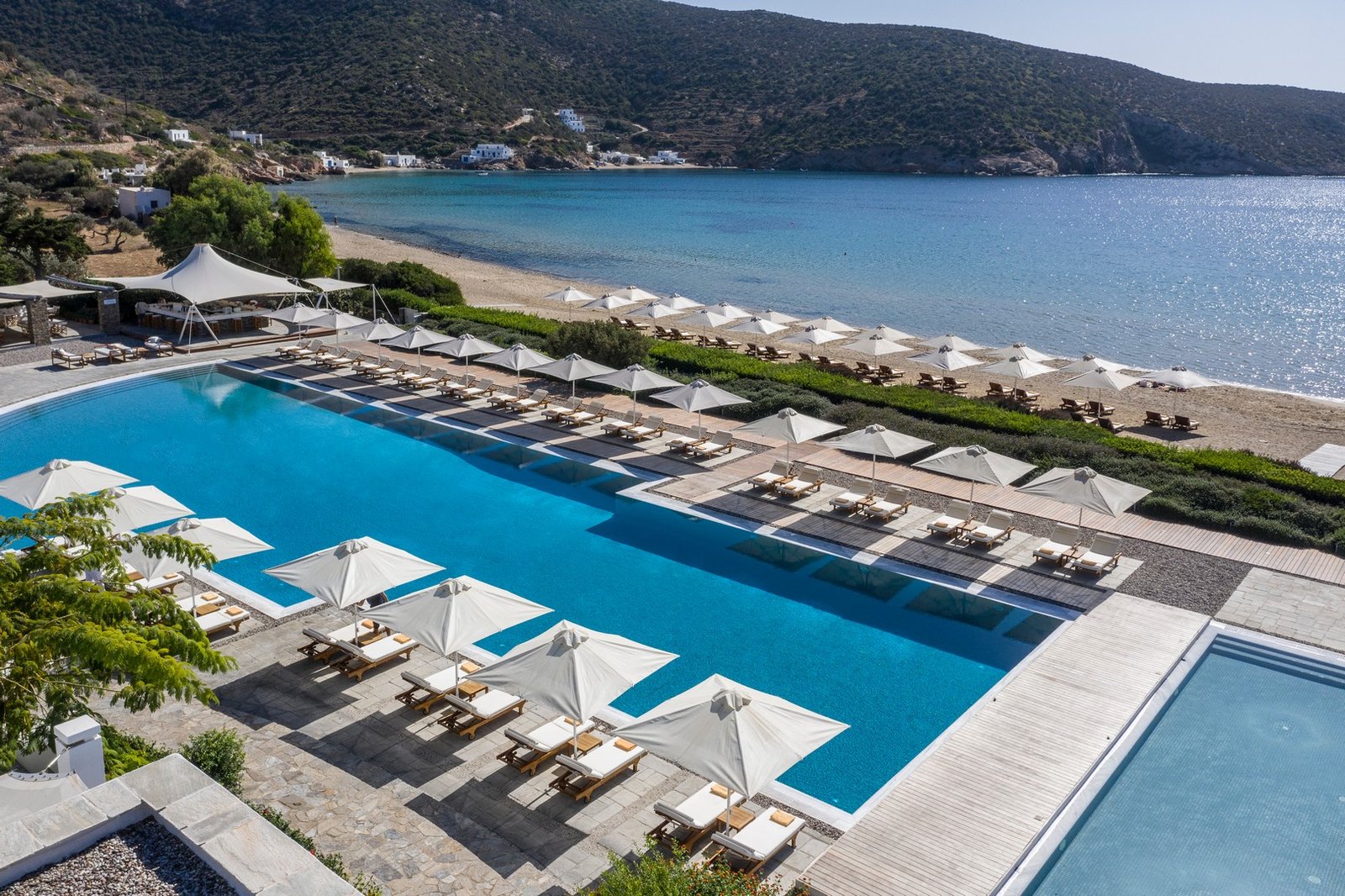 To ξενοδοχείο 5* Elies Resorts στη Σίφνο αναζητά Καμαριέρα
