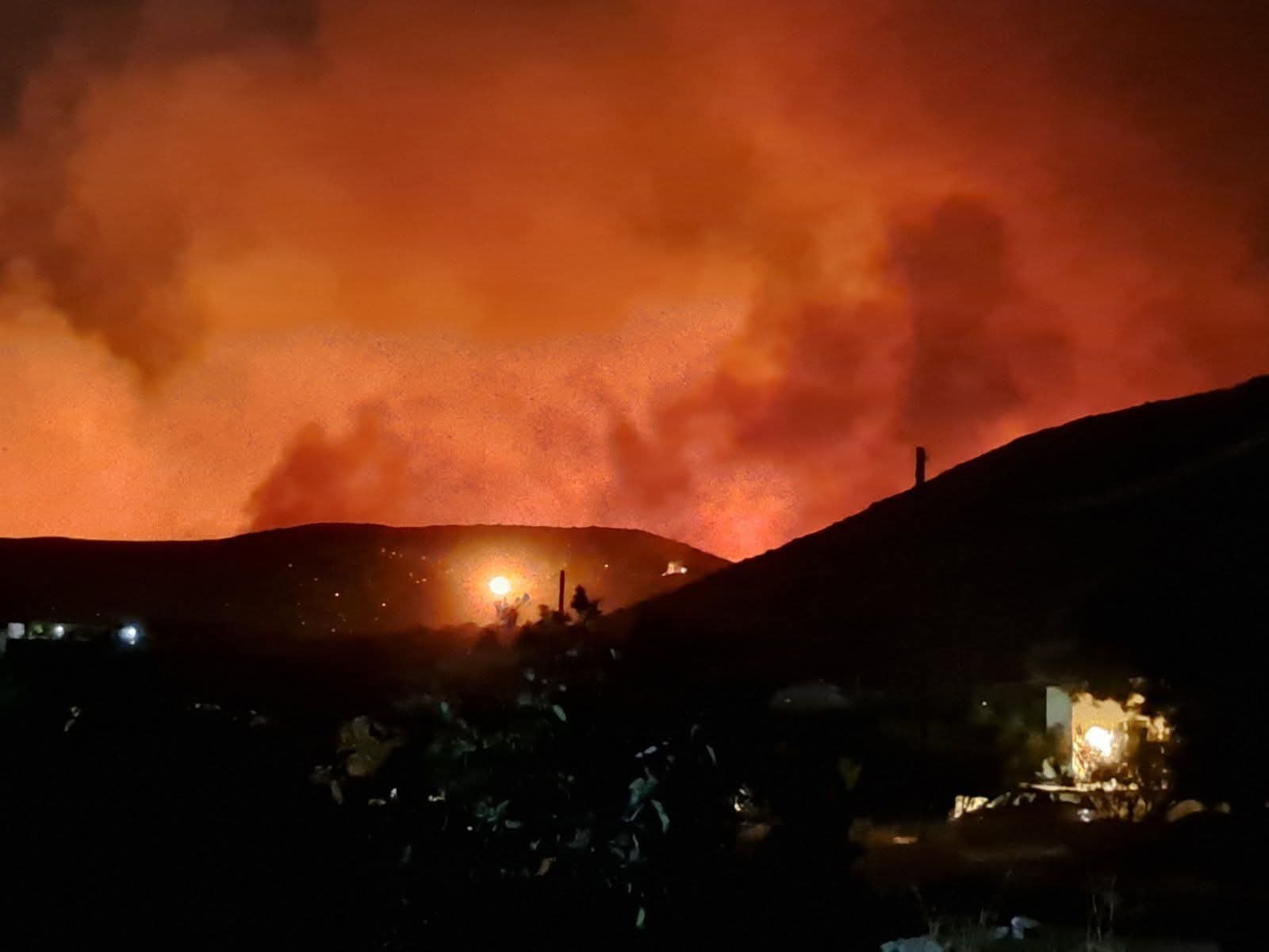Η πυρκαγιά στην Πάρο και οι ευθύνες για μια προαναγγελθείσα καταστροφή-Δ.Τ. ΠΡΑΣΙΝΟΙ