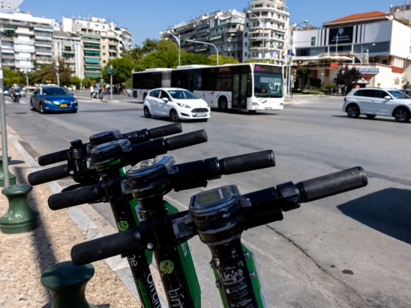 Κώτσηρας: Προς απαγόρευση η χρήση πατινιών σε δρόμους με όριο άνω των 50 χλμ/ώρα