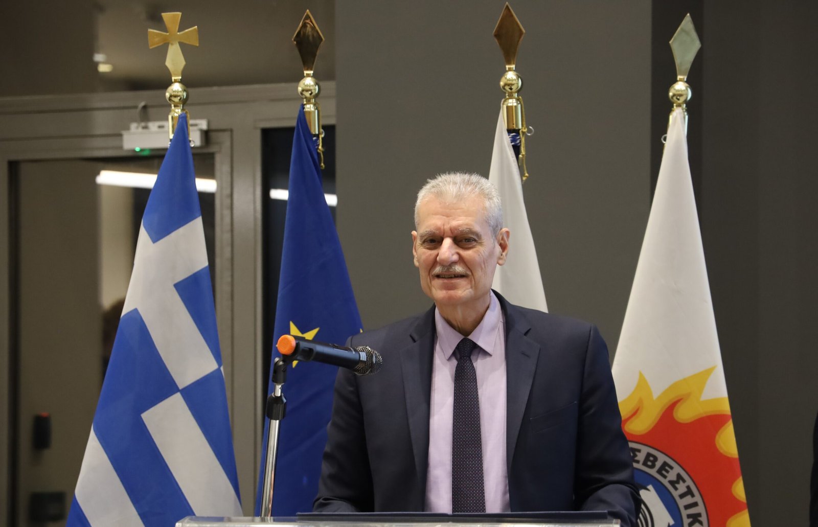 Ευ. Τουρνάς: «Στόχος είναι να μειώσουμε τις ενάρξεις πυρκαγιών – Το 88% των συλλήψεων αφορά πυρκαγιές από αμέλεια»