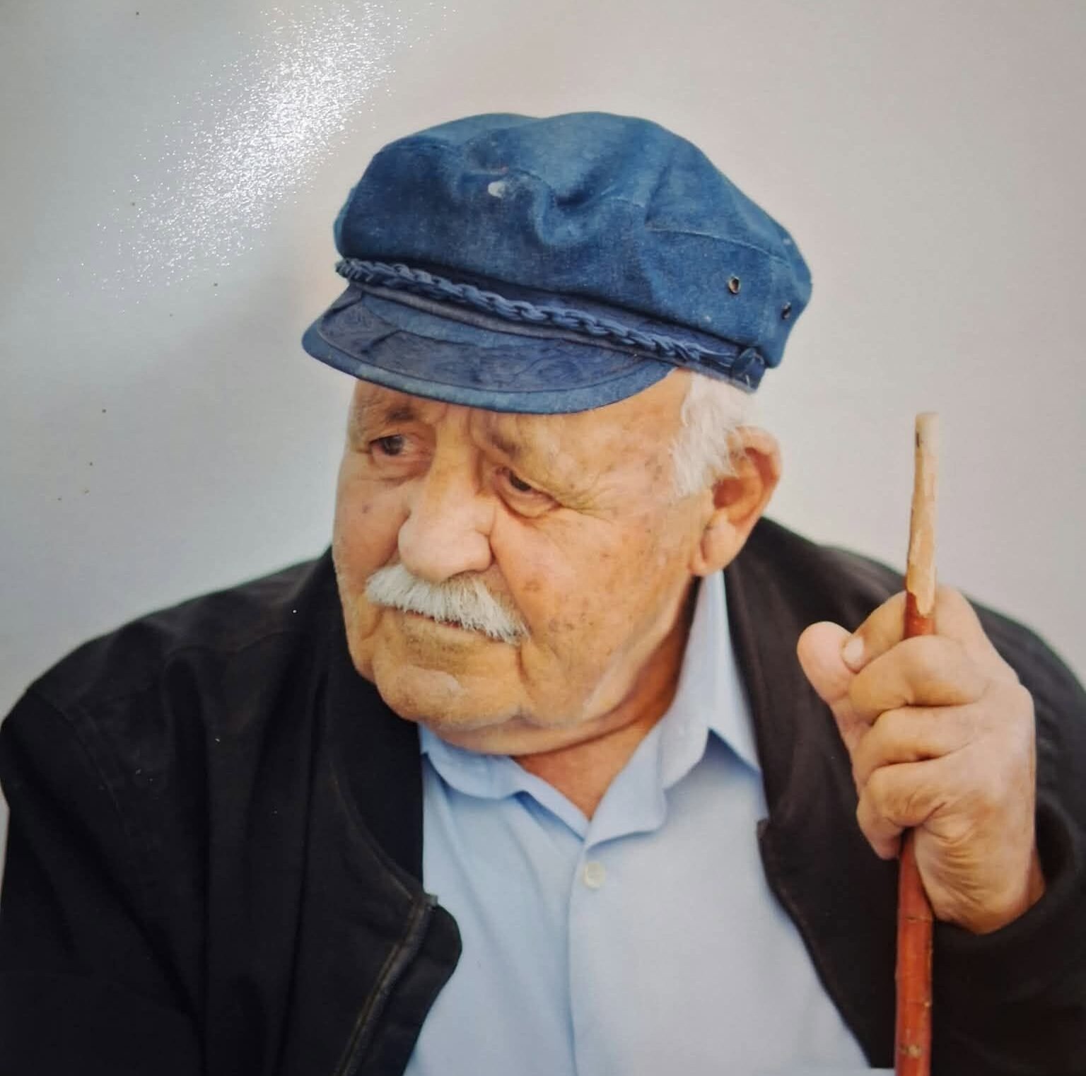 Φτωχαίνει κι άλλο η Σίφνος-Καλό ταξίδι Γιάννη Ποριώτη