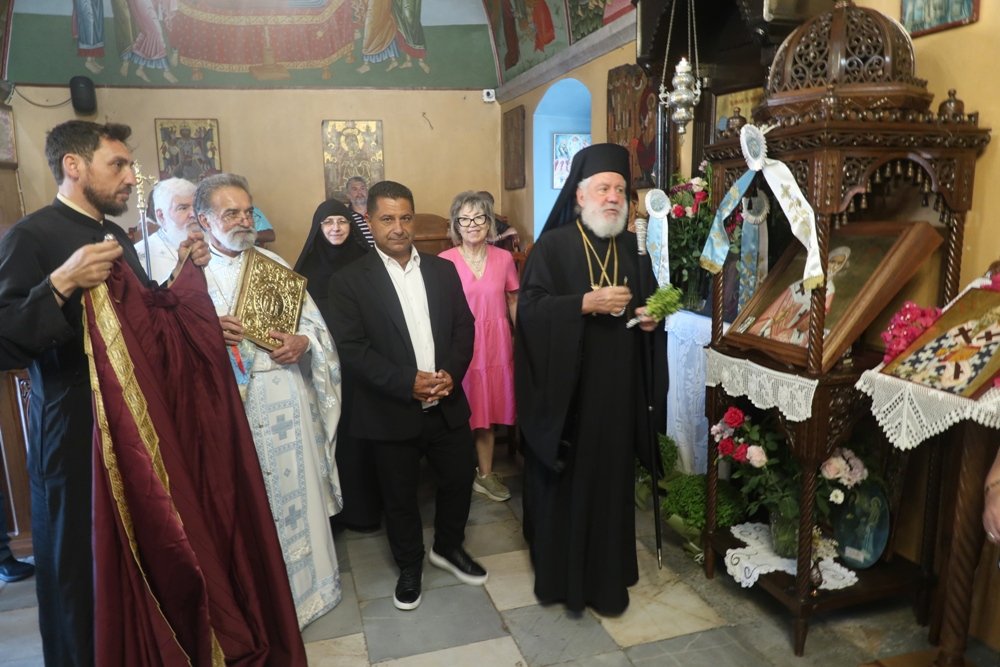 Στην Σίκινο ο Μητροπολίτης Σύρου κκ Δωρόθεος Β΄για το πανηγύρι του Σταυρού