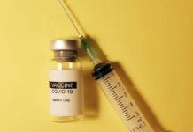 Ξεκινά σήμερα ο εμβολιασμός κατά της COVID-19 με το επικαιροποιημένο εμβόλιο